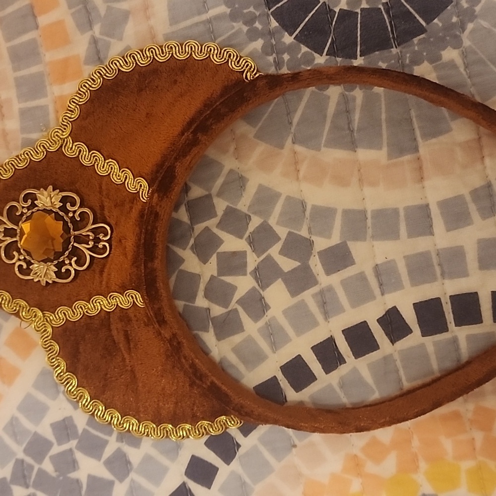 Girls Sz 5-6 , Renaissance Costume, Halloween or Dress Up, Like New! Headpiece - Picture 9 of 9